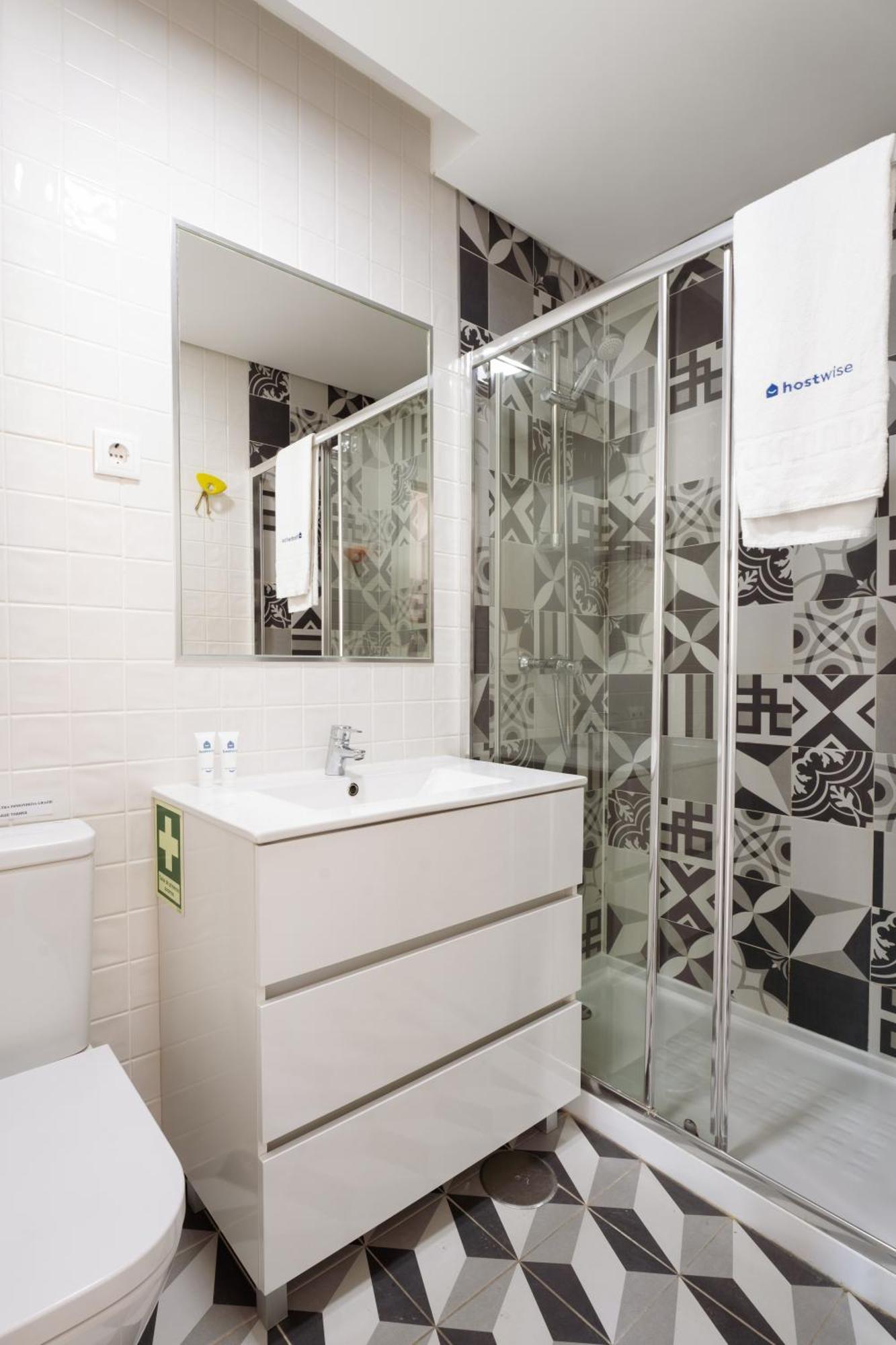 Host Wise - Flat W Free Private Parking - Bright & Cozy Apartamento Porto Exterior foto