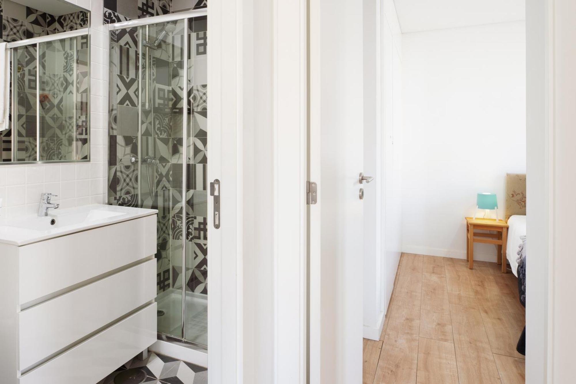 Host Wise - Flat W Free Private Parking - Bright & Cozy Apartamento Porto Exterior foto